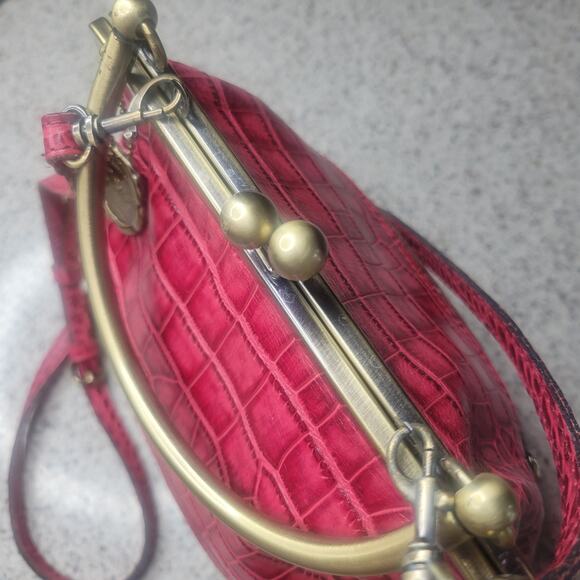 Patricia Nash 10th Anniversary Novella Kiss Clasp Pink Croc Crossbody Handbag - Picture 5 of 16